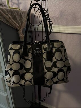 Women’s COACH Black and Grey Signature Canvas Purse
